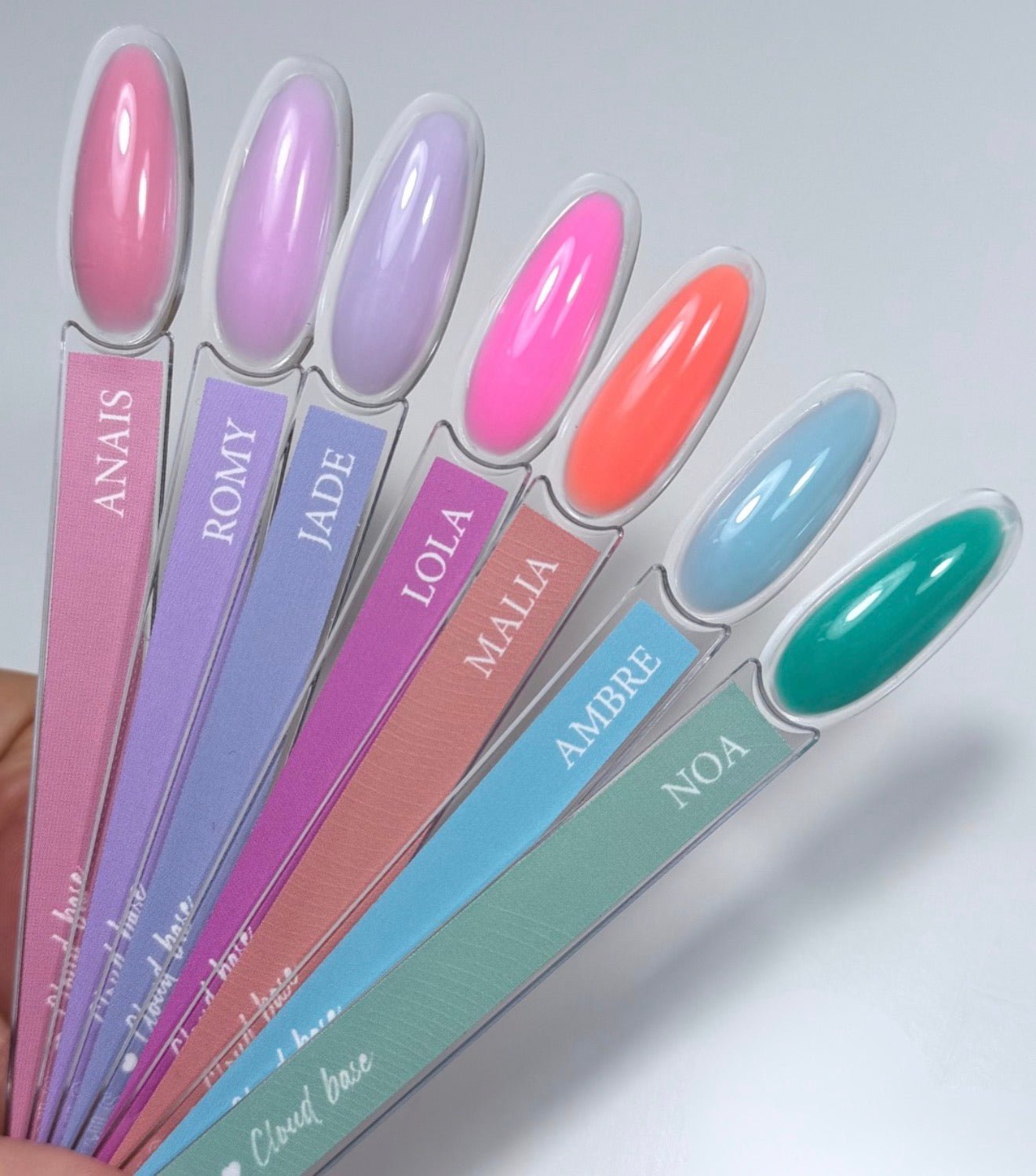 Nuancier double paroi ovale clear - nuancier NAILS FRS