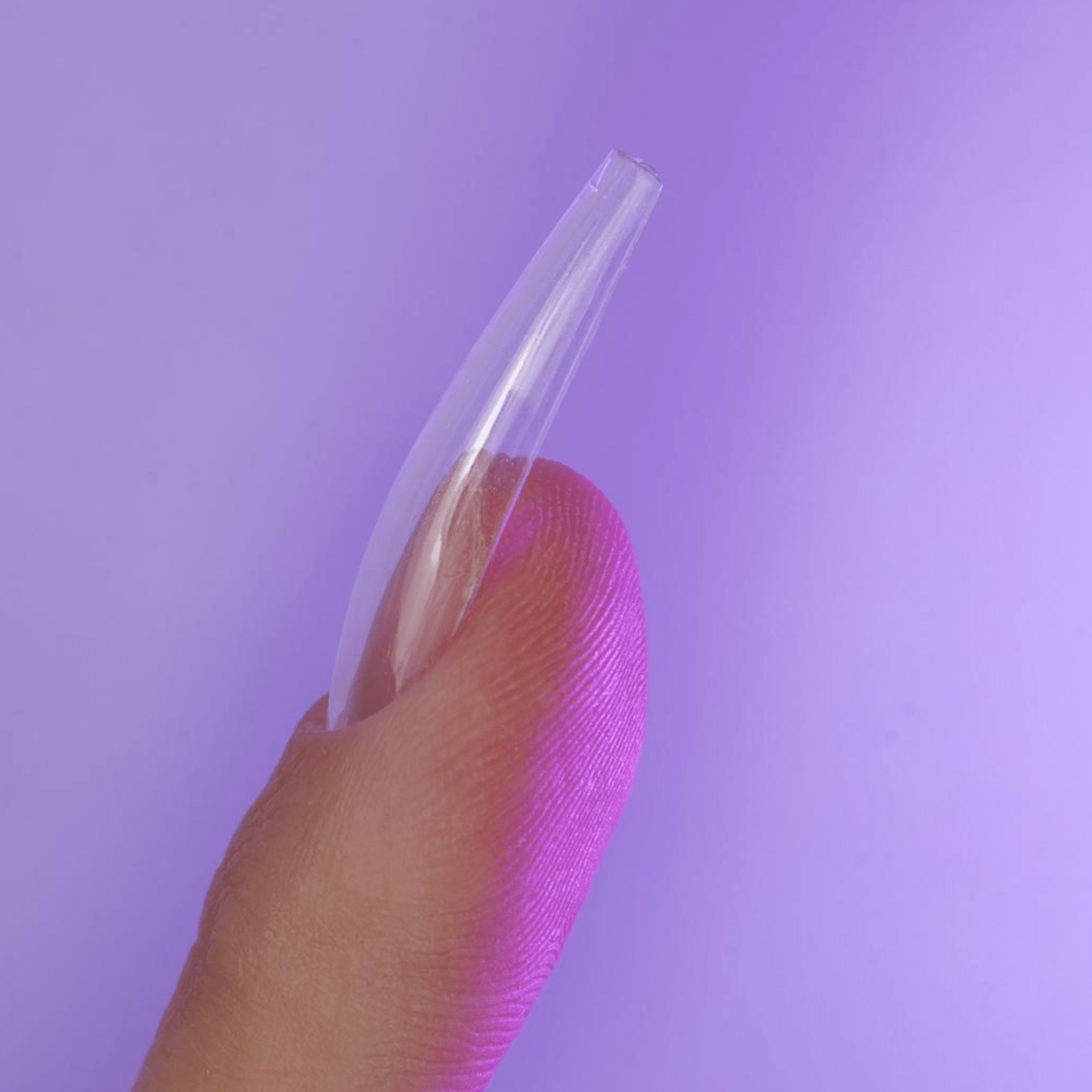Profil d'une capsule américaine ballerine longue montrant la courbure C-curve