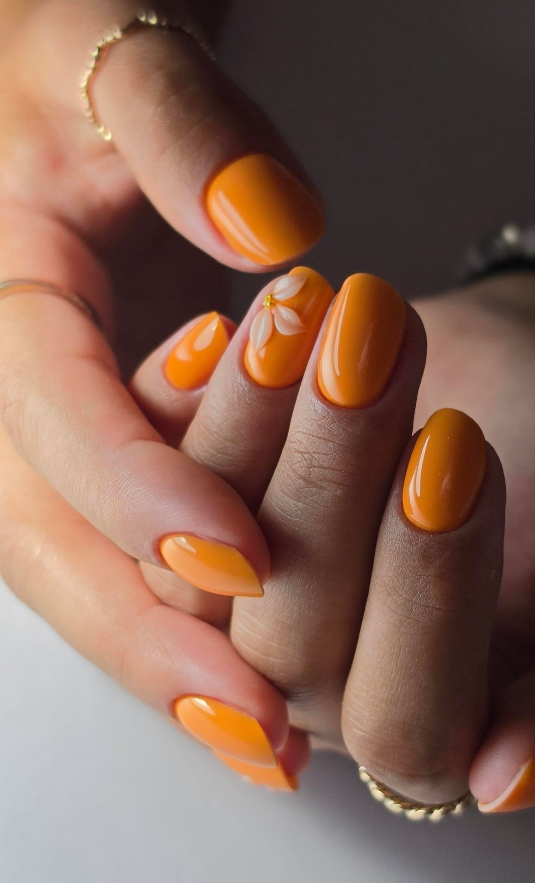 Gel polish Tan lines - NAILS FRS
