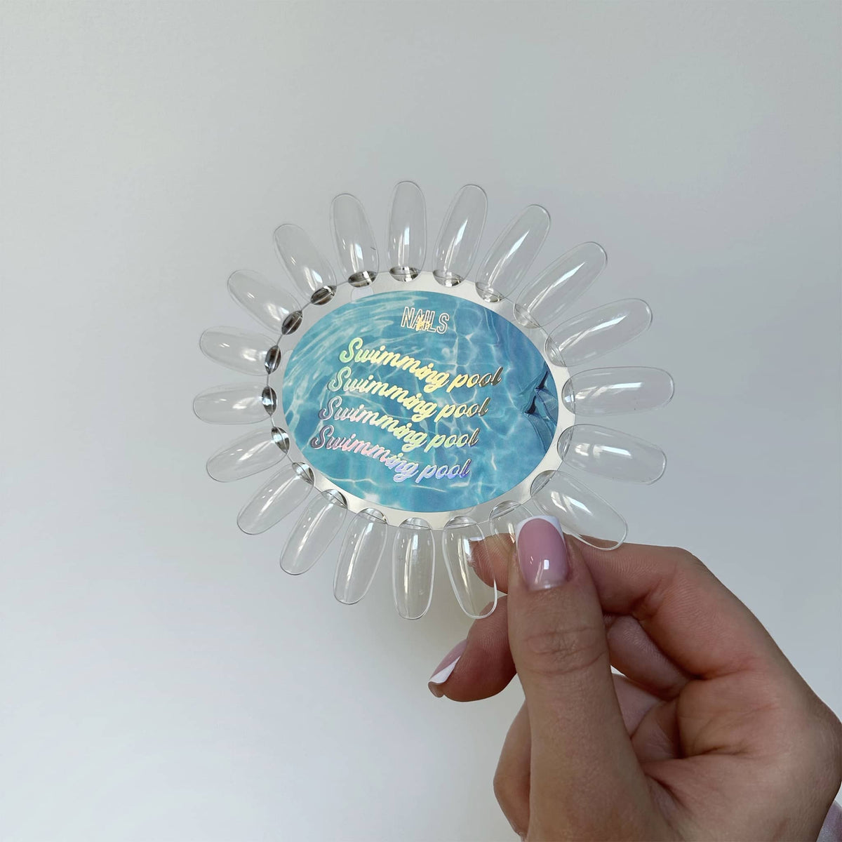 Nuancier rond Swimming pool - NAILS FRS
